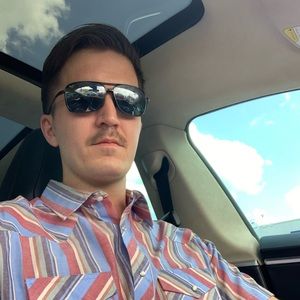 Meet your Posher, Joe